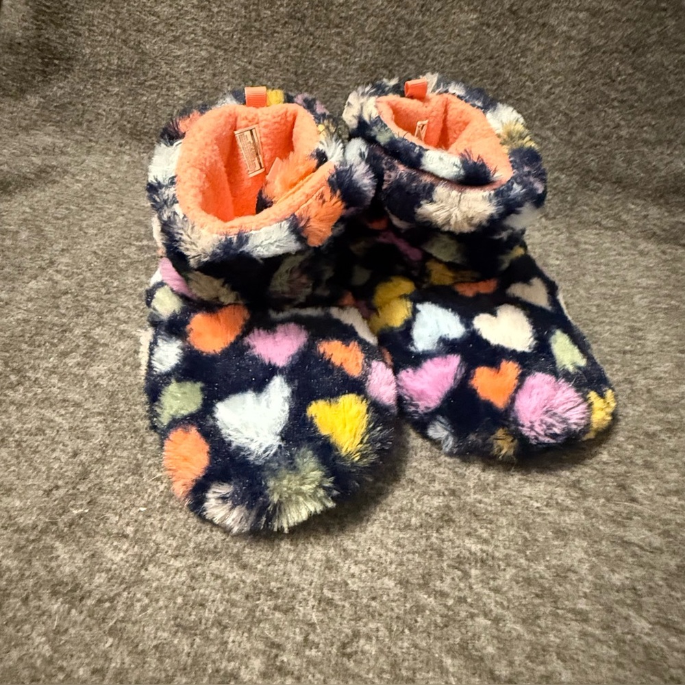 Carters Cozy Heart Pattern Kids Slipper Boots Girls Size 7-8 Faux Fur